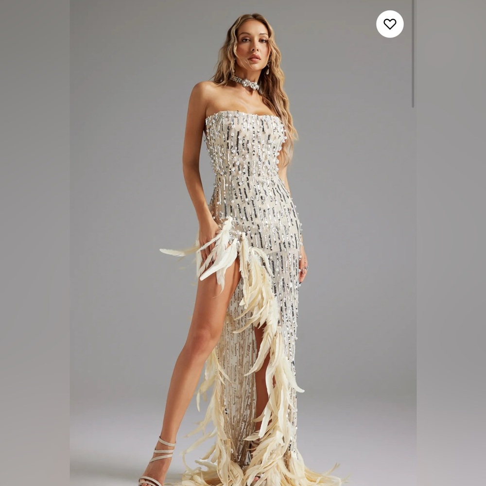 Bella Barnett - Uerzay Plume Dress Size Small - New With Tags